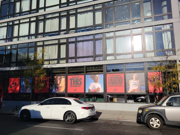 COMMERCIAL WRAPS work